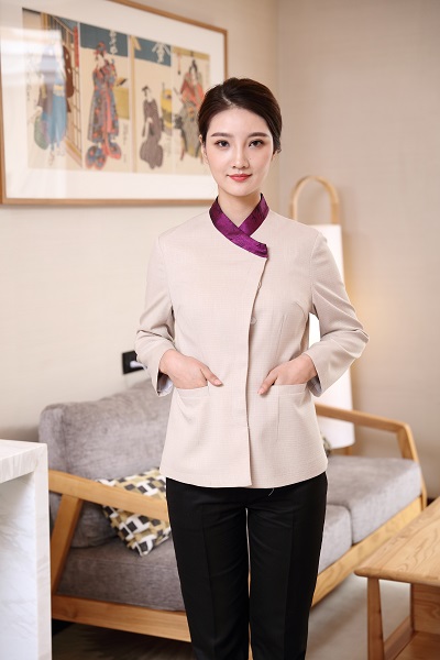 019年夏季酒店工作制服定做你是如何打算